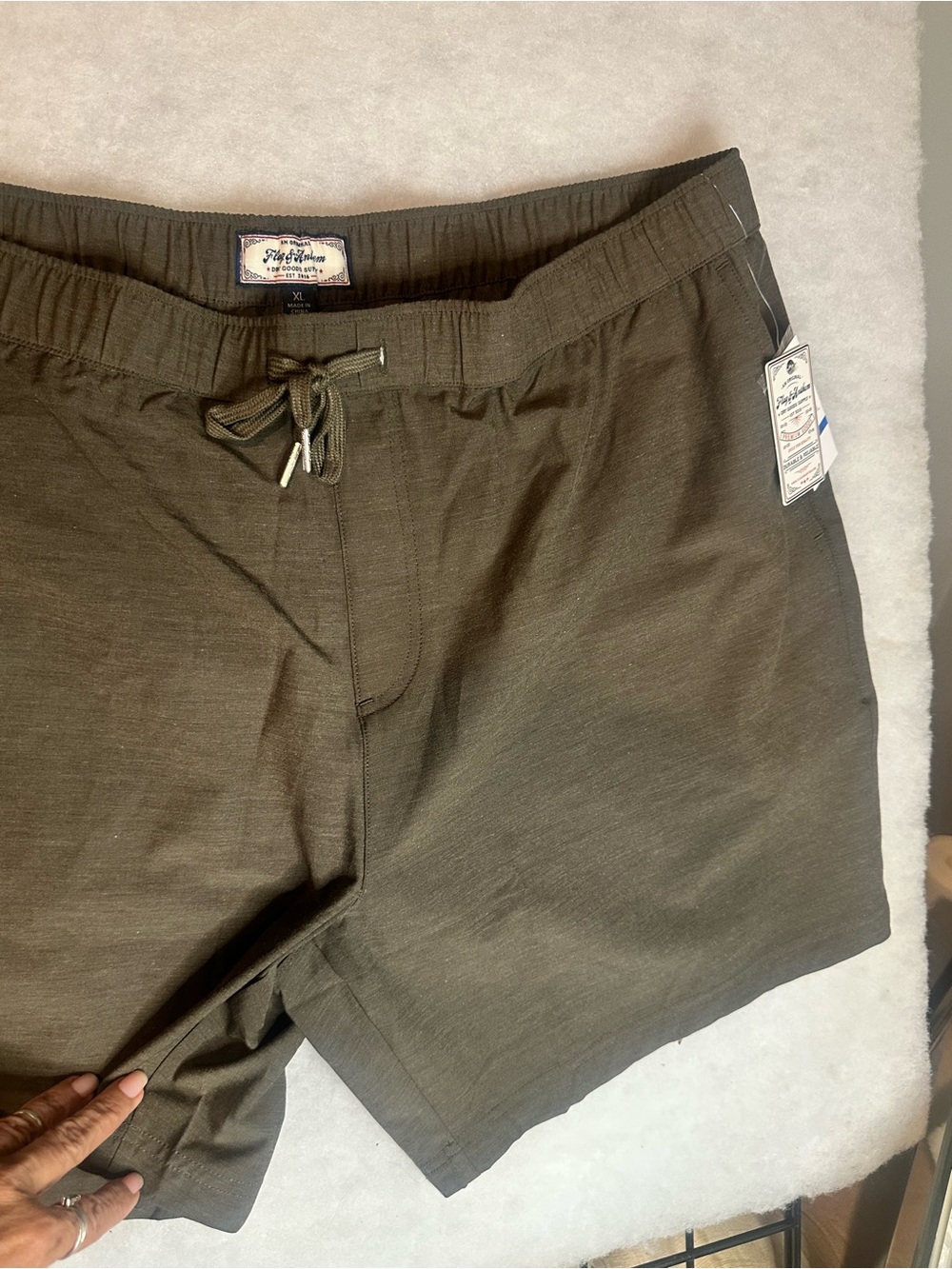 Men’s front tie shorts